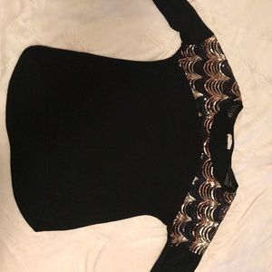 Long sleeve embroidered shirt!